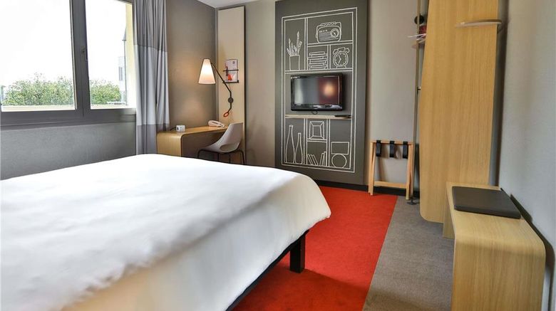 <b>Hotel ibis Saint Etienne la Terrasse Exterior</b>. Images powered by <a href="https://iceportal.shijigroup.com/" title="IcePortal" target="_blank">IcePortal</a>.