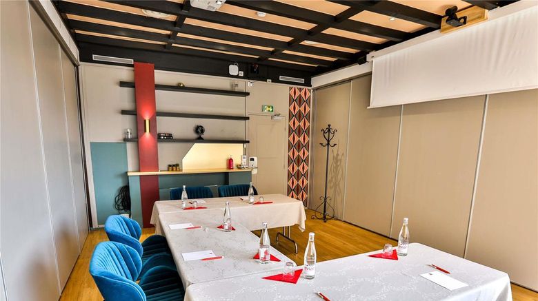 <b>Hotel ibis Saint Etienne la Terrasse Meeting</b>. Images powered by <a href="https://iceportal.shijigroup.com/" title="IcePortal" target="_blank">IcePortal</a>.