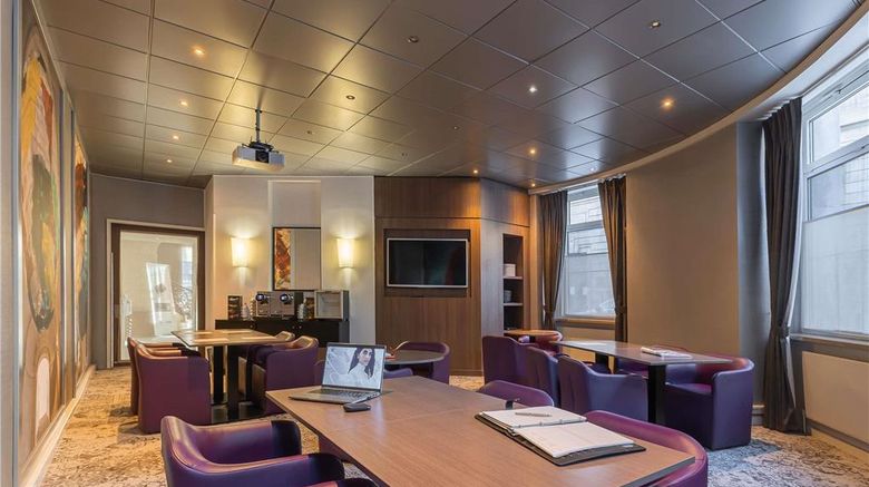 <b>Mercure Centre Le Royal Meeting</b>. Images powered by <a href="https://iceportal.shijigroup.com/" title="IcePortal" target="_blank">IcePortal</a>.
