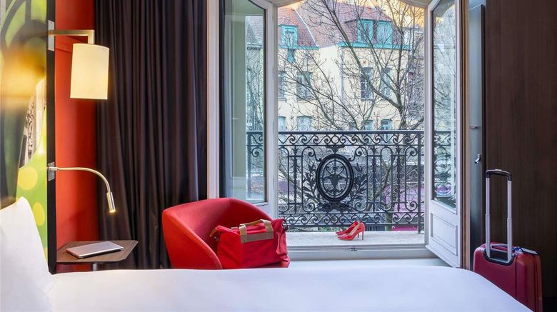 <b>Mercure Centre Le Royal Room</b>. Images powered by <a href="https://iceportal.shijigroup.com/" title="IcePortal" target="_blank">IcePortal</a>.