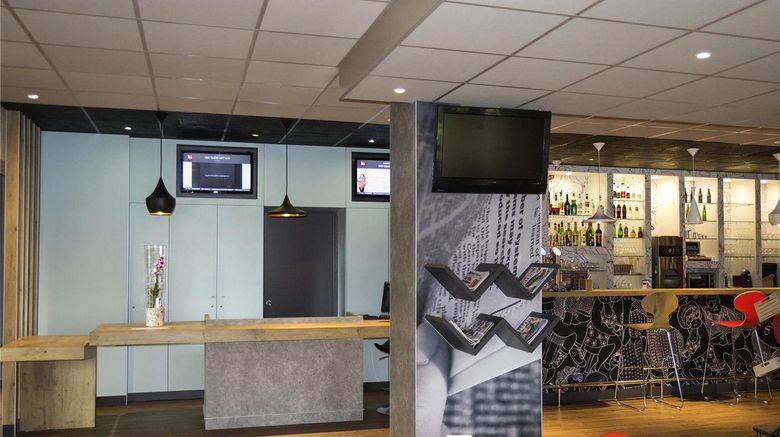 <b>Ibis Hotel Egletons Restaurant</b>. Images powered by <a href="https://iceportal.shijigroup.com/" title="IcePortal" target="_blank">IcePortal</a>.