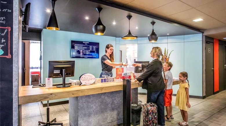 <b>Ibis Bourges Exterior</b>. Images powered by <a href="https://iceportal.shijigroup.com/" title="IcePortal" target="_blank">IcePortal</a>.