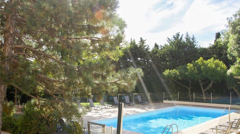 <b>Ibis Toulon La Seyne Sur Mer Pool</b>. Images powered by <a href="https://iceportal.shijigroup.com/" title="IcePortal" target="_blank">IcePortal</a>.