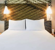 Ibis Toulon La Seyne Sur Mer Room