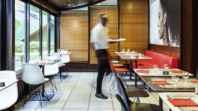 <b>Ibis Douala Restaurant</b>. Images powered by <a href="https://iceportal.shijigroup.com/" title="IcePortal" target="_blank">IcePortal</a>.