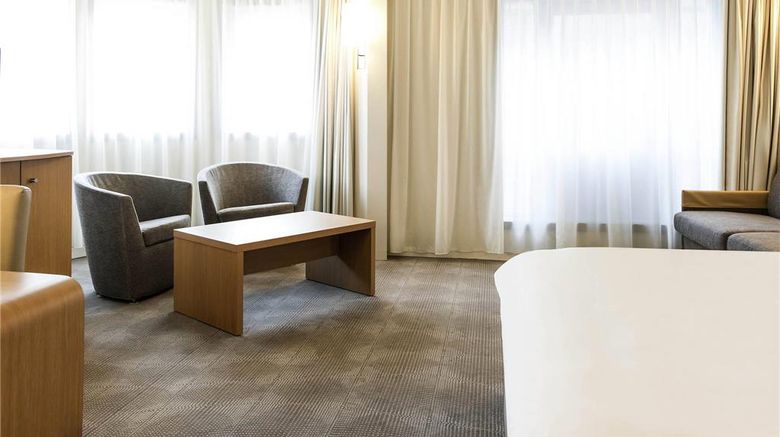 <b>Novotel Gent Centrum Room</b>. Images powered by <a href="https://iceportal.shijigroup.com/" title="IcePortal" target="_blank">IcePortal</a>.