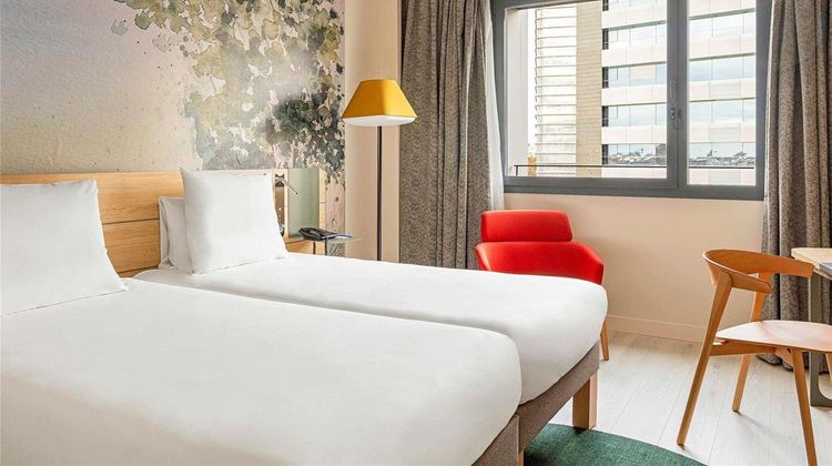 Novotel Madrid City Las Ventas Hotel Room