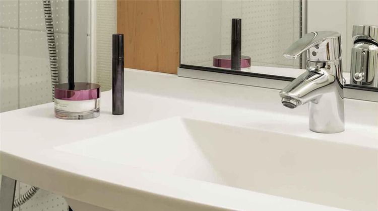 Ibis Hotel Angers Room