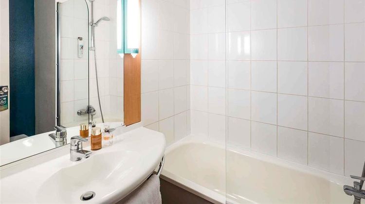 Ibis Hotel Bordeaux Pessac Room