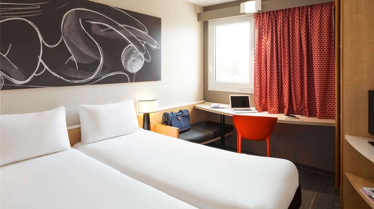 Ibis Hotel Bordeaux Pessac Room