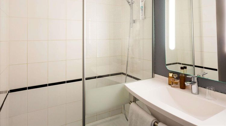 Ibis Hotel Bordeaux Pessac Room