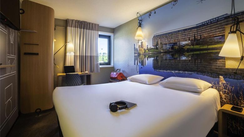 <b>Ibis Hotel Creteil Room</b>. Images powered by <a href="https://iceportal.shijigroup.com/" title="IcePortal" target="_blank">IcePortal</a>.