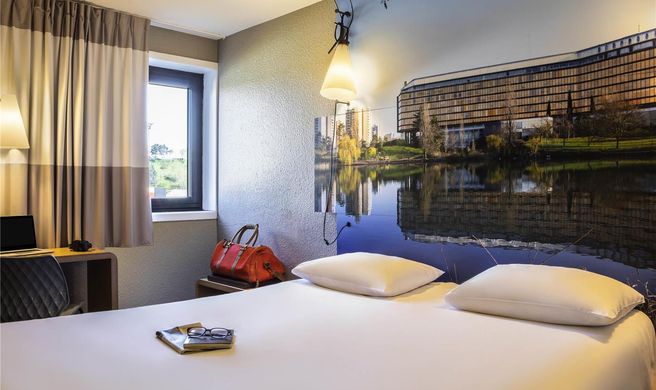 Ibis Hotel Creteil Exterior