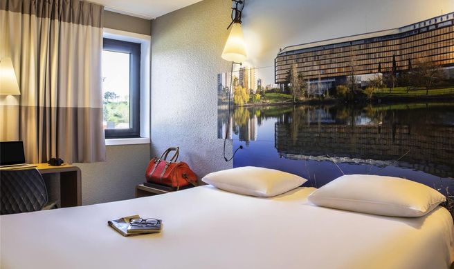 Ibis Hotel Creteil Exterior