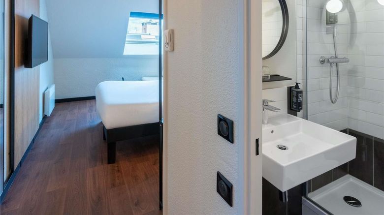 <b>Ibis Epernay Centre Ville Room</b>. Images powered by <a href="https://iceportal.shijigroup.com/" title="IcePortal" target="_blank">IcePortal</a>.