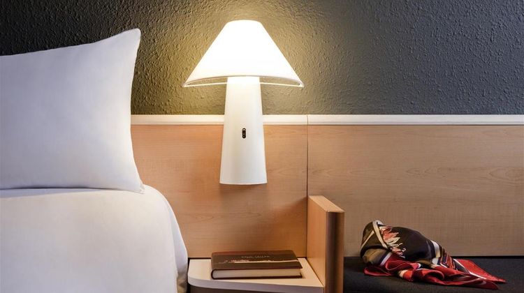 Ibis Provins Room