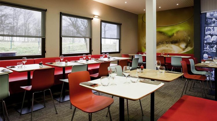 Ibis Provins Restaurant