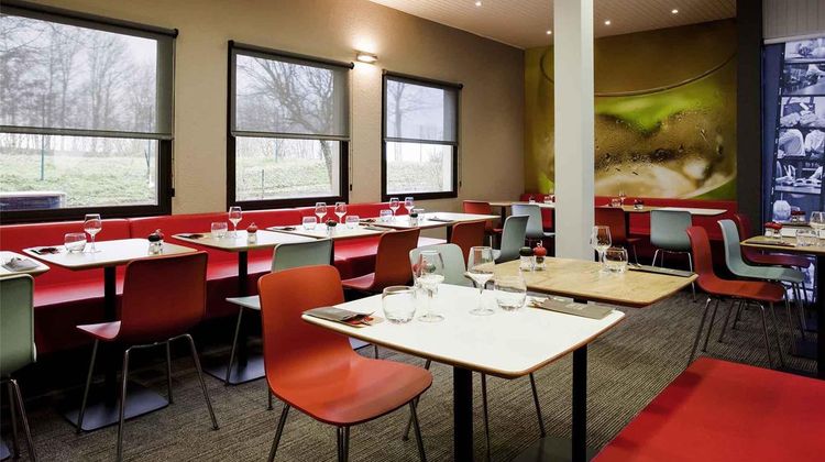 Ibis Provins Restaurant