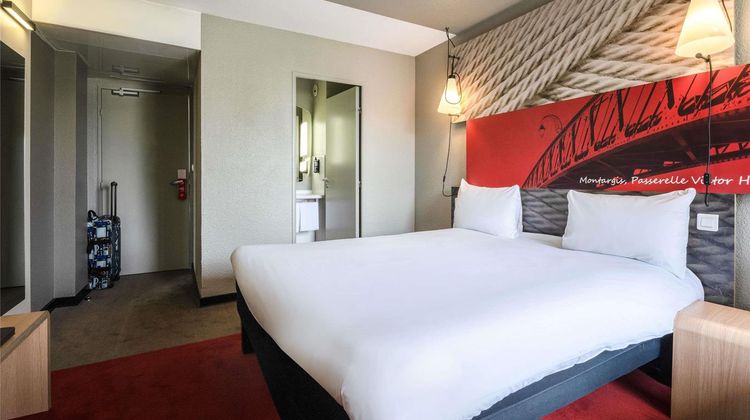 Ibis Hotel Montargis Exterior