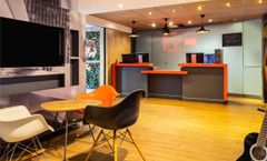 Ibis Paris La Fayette