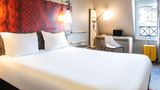 Ibis Paris La Fayette Room