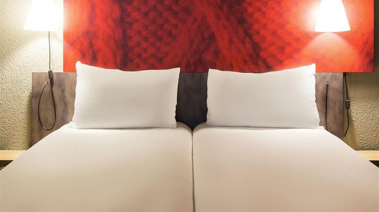Ibis Hotel Centre Opera Room