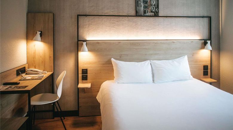 <b>Ibis Limoges Centre Room</b>. Images powered by <a href="https://iceportal.shijigroup.com/" title="IcePortal" target="_blank">IcePortal</a>.
