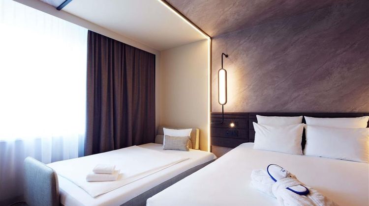 Novotel Zurich Airport Messe Room