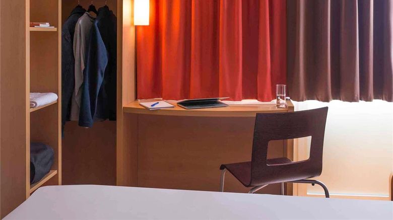 <b>Ibis Nantes Centre Gare Sud Room</b>. Images powered by <a href="https://iceportal.shijigroup.com/" title="IcePortal" target="_blank">IcePortal</a>.