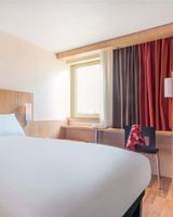 Ibis Nantes Centre Gare Sud