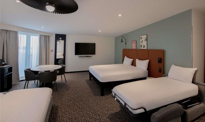 Ibis Paris Canal Saint Martin Exterior
