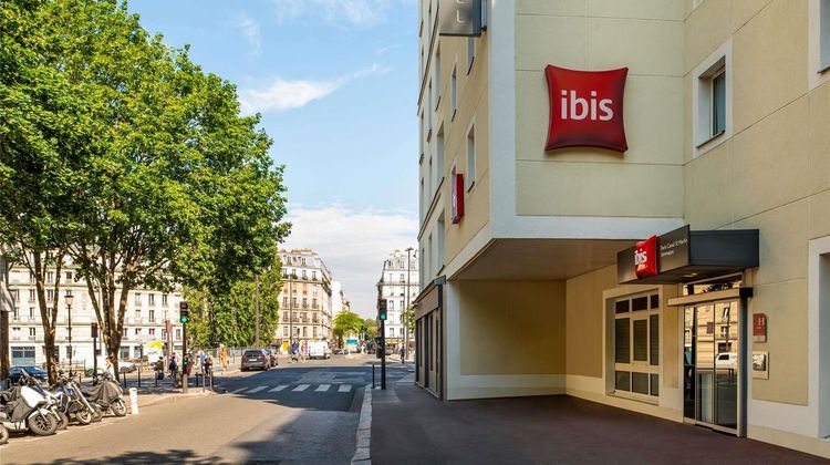 Ibis Paris Canal Saint Martin Exterior
