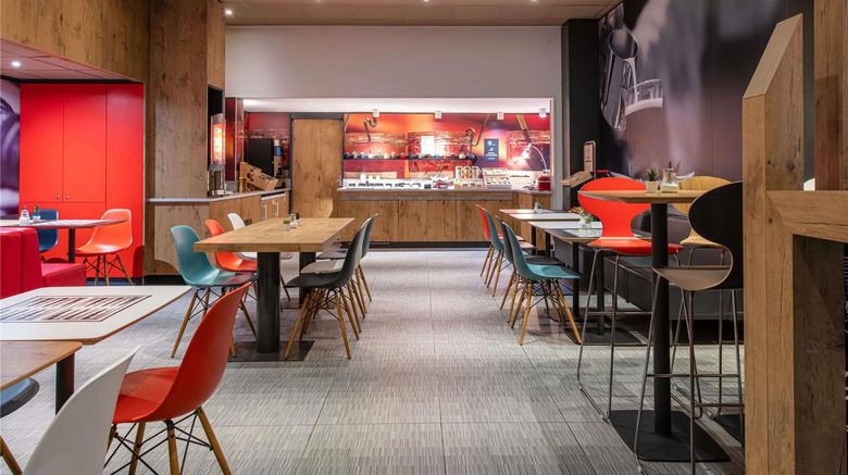 <b>Ibis Paris Canal Saint Martin Restaurant</b>. Images powered by <a href="https://iceportal.shijigroup.com/" title="IcePortal" target="_blank">IcePortal</a>.