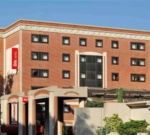 Ibis Hotel Lille Gares Exterior