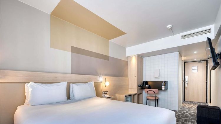 Mercure Hotel Paris XV Room