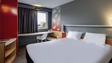 <b>Ibis Amboise Room</b>. Images powered by <a href="https://iceportal.shijigroup.com/" title="IcePortal" target="_blank">IcePortal</a>.