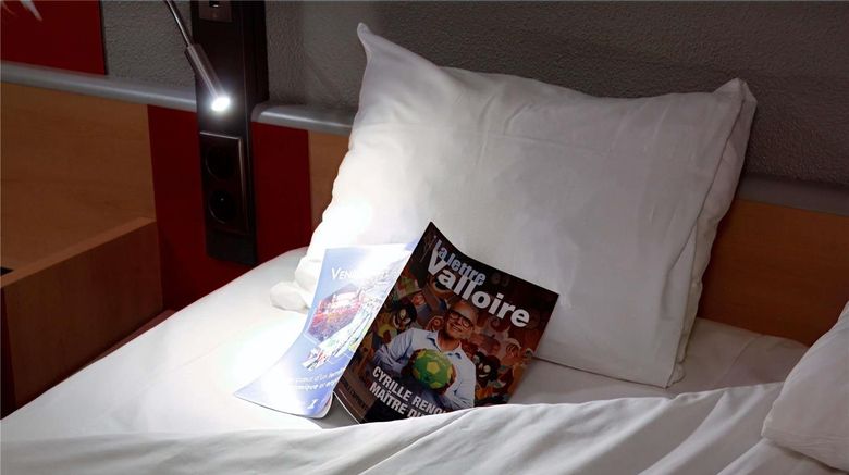 <b>Ibis Amboise Room</b>. Images powered by <a href="https://iceportal.shijigroup.com/" title="IcePortal" target="_blank">IcePortal</a>.