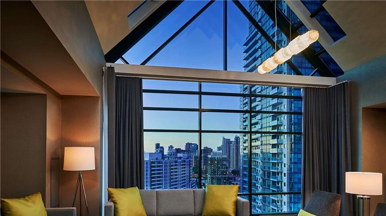 <b>Novotel Toronto North York Room</b>. Images powered by <a href="https://iceportal.shijigroup.com/" title="IcePortal" target="_blank">IcePortal</a>.