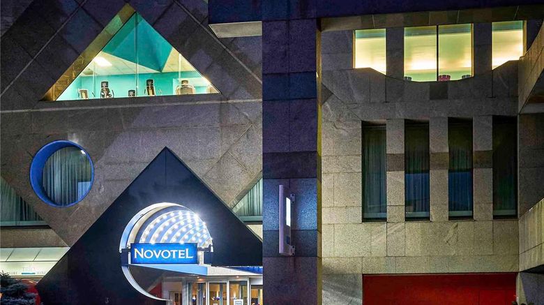 <b>Novotel Toronto North York Exterior</b>. Images powered by <a href="https://iceportal.shijigroup.com/" title="IcePortal" target="_blank">IcePortal</a>.