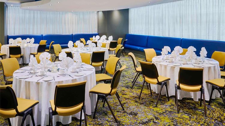 Novotel Toronto North York Meeting