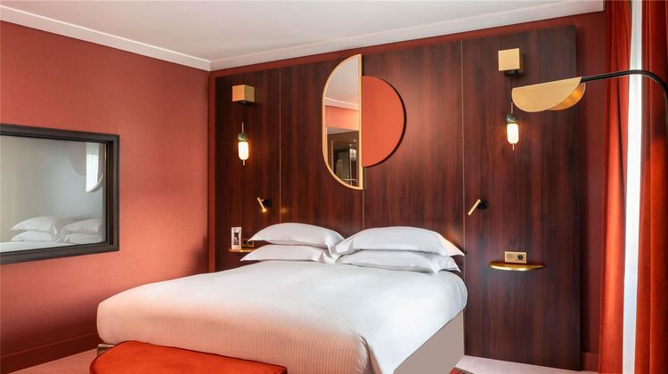 Nest  La Defense by Mgallery Room