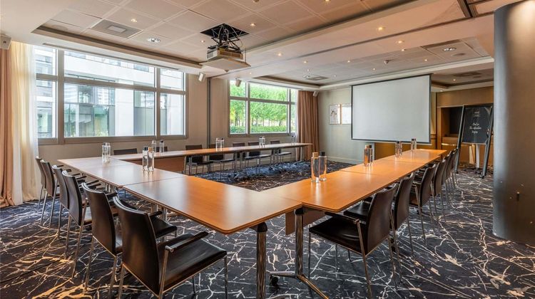 Nest  La Defense by Mgallery Meeting