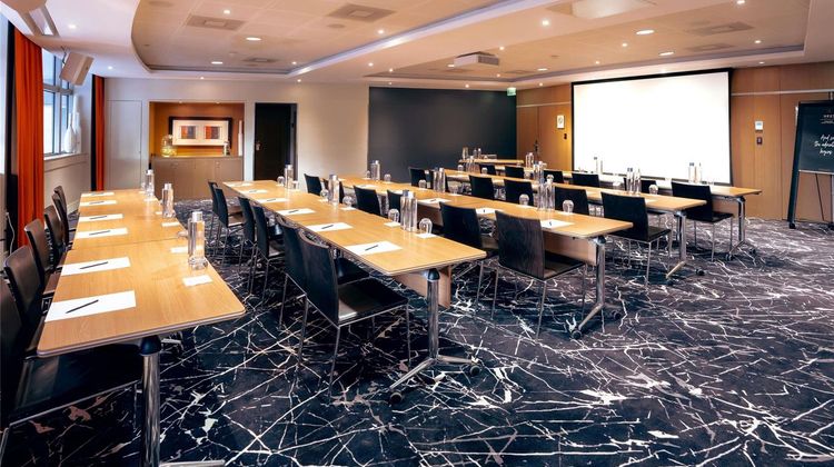 Nest  La Defense by Mgallery Meeting
