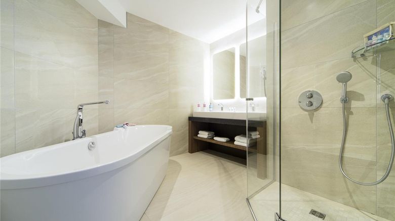 <b>Ibis La Rochelle Centre Suite</b>. Images powered by <a href="https://iceportal.shijigroup.com/" title="IcePortal" target="_blank">IcePortal</a>.