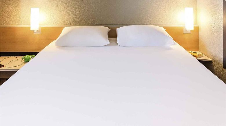 <b>Ibis Hotel Thonon-les-Bains Room</b>. Images powered by <a href="https://iceportal.shijigroup.com/" title="IcePortal" target="_blank">IcePortal</a>.