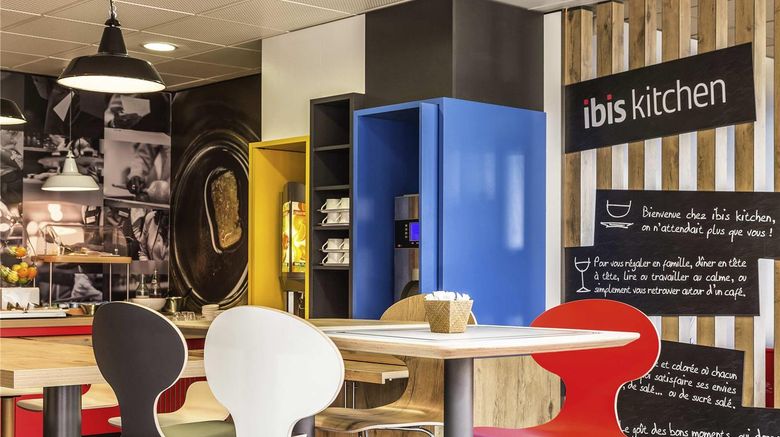 <b>Ibis Hotel Thonon-les-Bains Restaurant</b>. Images powered by <a href="https://iceportal.shijigroup.com/" title="IcePortal" target="_blank">IcePortal</a>.