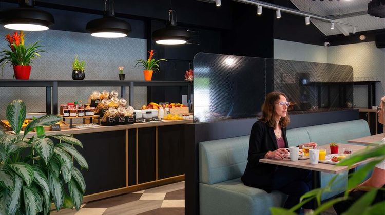Ibis Cergy Le Port Restaurant