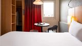 Ibis Cergy Le Port Room