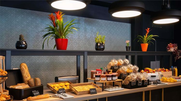 Ibis Cergy Le Port Restaurant