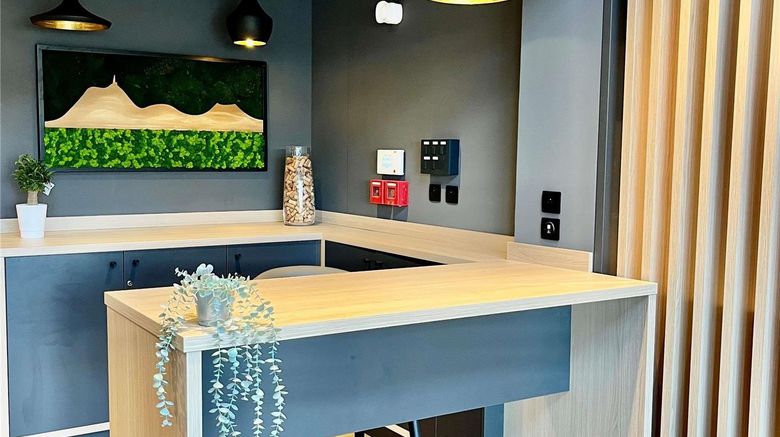 <b>Ibis Hotel Clermont-Ferrand Exterior</b>. Images powered by <a href="https://iceportal.shijigroup.com/" title="IcePortal" target="_blank">IcePortal</a>.